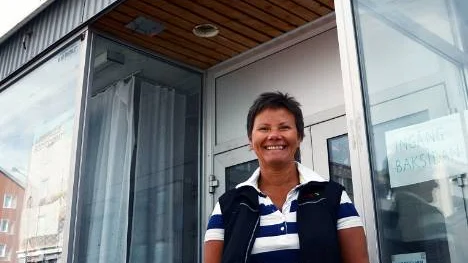 Liz Lindmark har startat gymmet tillsammans med sonen Mattias som är träningsansvarig. Hennes man Inge är driftansvarig för lokalerna.FOTO: Aron Engman