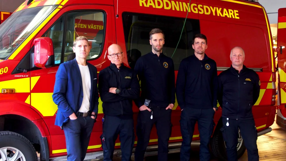 Flera brandmän som VT träffar är kritiska till de nya direktiven. På bild från vänster: Joakim Jansson, Jörgen Kurvinen, Jimmy Svensson, Mikael Lundgren och Kenneth Öberg.
