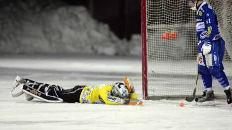 Tunga poängförluster för Nyborg - nu måste laget vinna derbyt mot Karlsborg.