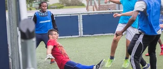 Streetfotboll lockade i Skäggetorp