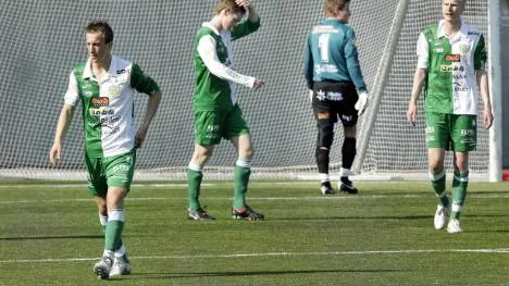 Björn Blombäck stannar i BBK.