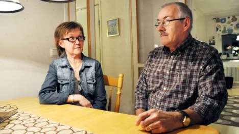 "Det blir nog svårt att få bostäder till de på nästa gård om de inte börjar bygga", säger Christina Olofsson tillsammans med maken Bo.FOTO: Åsa Junkka