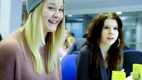 Linn Öfverberg, 14, och Malin Forsberg, 14, går på Örnässkolan och är två av eleverna i Pythagoras gäng.