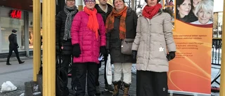 Manifestation: "Allt börjar med kontroll"