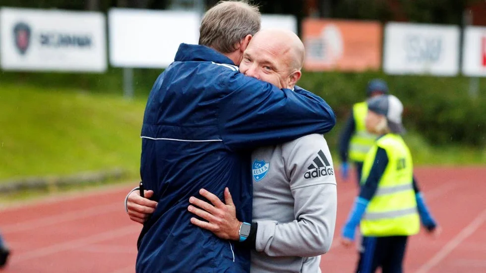 Vinst. Fredrik Waaea och Anders Wallerström fick fira tre poäng.