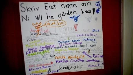 <7GT_Bildrubrik>Upprop.</7GT_Bildrubrik> Barnen som går på fritids i Vibble har gjort en egen namninsamling mot stängningen av ungdomsgården.