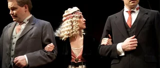 Recension av "Fru Markurell"