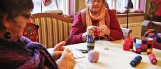 Julpyssel på kafé