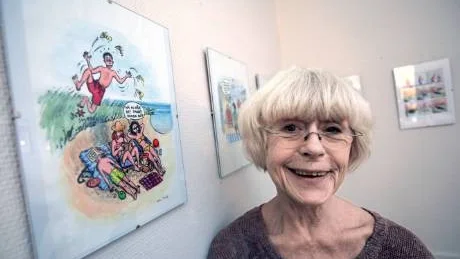 Cecilia Torudd ställer ut teckningar och serier på galleri Artmakers. Till vänster en av de originalbilder som blev omslag till ett album med "Ensamma mamman".foto: bengan zettergren