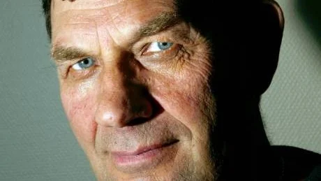 Stig Nilsson träffade nuvarande kungen på Samoa, Tupuola Efi (hela namnet Tuiatua Tupua Tamasese Tupuolo, Taisi, Tufuga, Efi) 1986 då han gästade Sverige. Då var han dock inte kung utan vice statsminister.