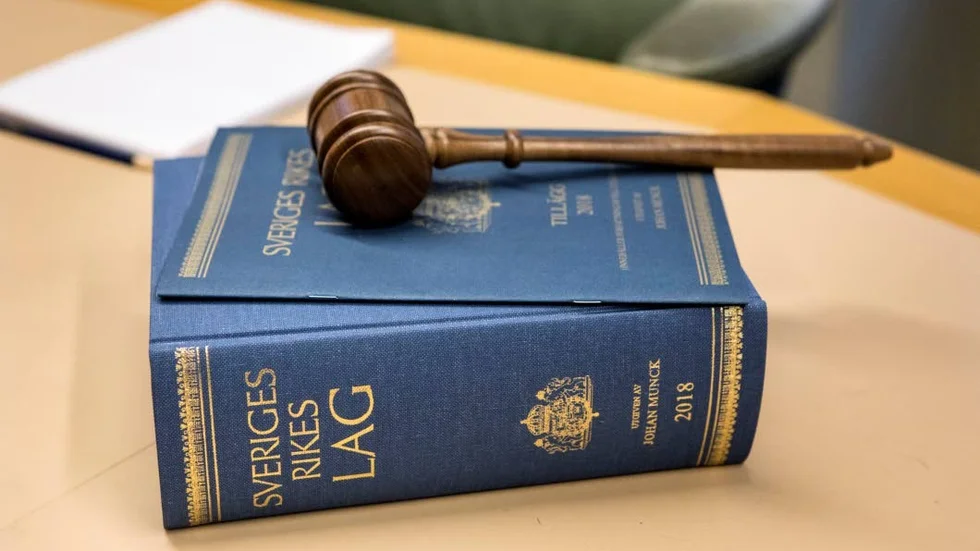 Förvaltningslagen ska ge alla människor som är föremål för myndighetsutövning en rättvis och demokratisk behandling.
