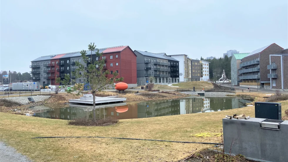 Kronandalen ska ha upp emot 7 000 invånare men antalet parkeringsplatser är begränsat, något som vållat het debatt i Luleå.