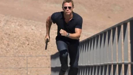 Daniel Craig är på väg! Om en och en halv månad kan han vara i Sverige.                                                           Foto: Sony