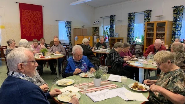 Årsmötet avslutades med palt.
