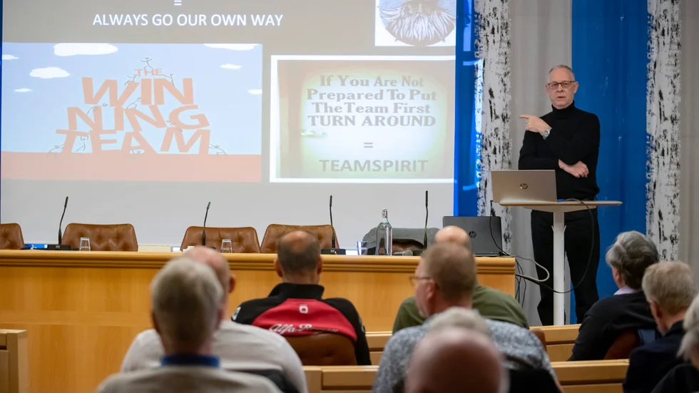 Lars Lagerbäck berättade att Islands landslag var den i särklass bästa grupp han haft under sin tränarkarriär under sin föreläsning för IFK Motalas företagarklubb. 
