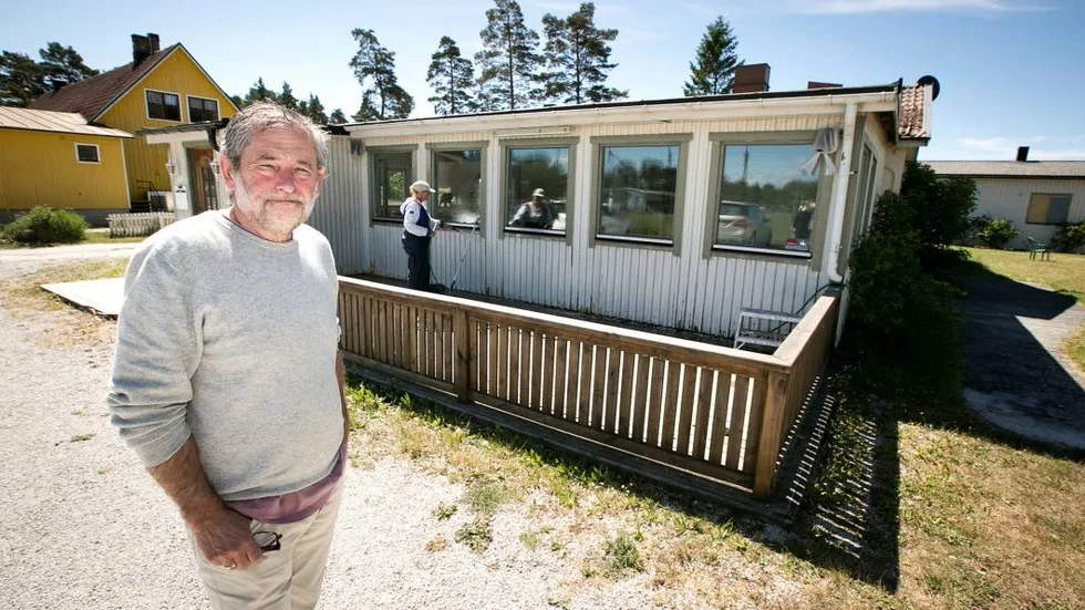 Karsten Inde driver vandrarhemmet vid Västerhejde bygdegård och vill nu avancera genom att bygga bostäder på platsen.