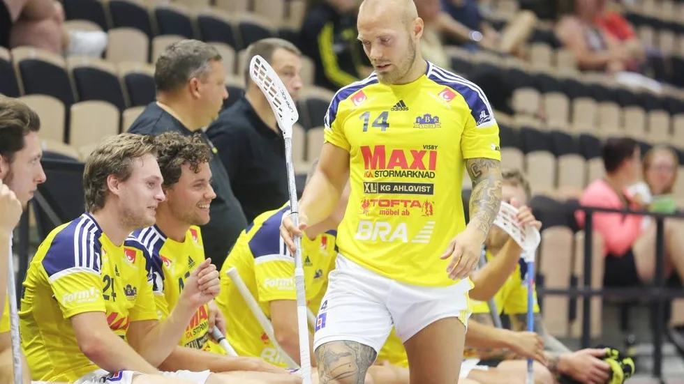 Sebastian Sundberg provspelar för Visby IBK.