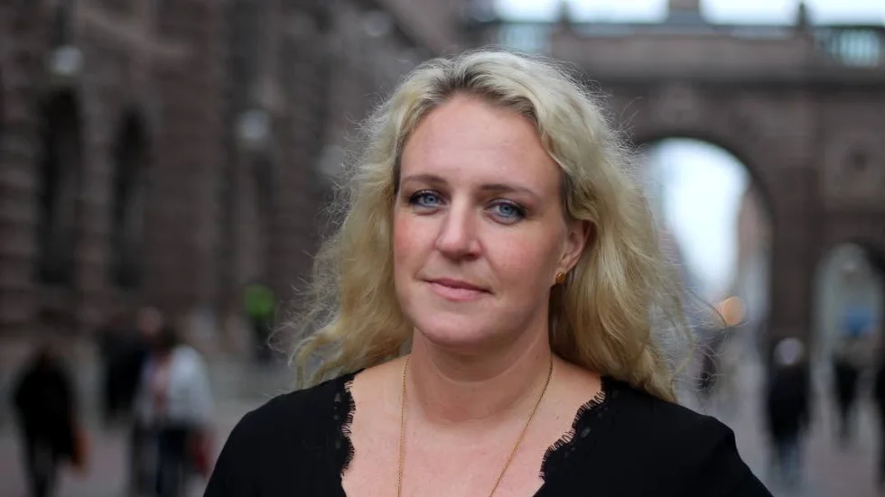 ”Regeringens skattebonus för höginkomsttagare hade kunnat användas till att anställa över 8 500 undersköterskor, 6 500 sjuksköterskor eller 7  000 lärare i hela landet”, skriver Hanna Westerén (S), riksdagsledamot.
