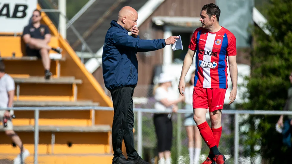 Gibson Bardsley var irriterad efter utvisningen.