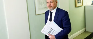 Gränskontrollerna kvar: "Fortfarande terrorhot"