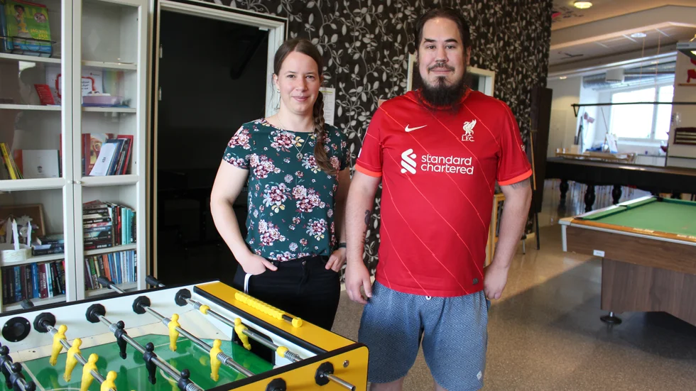 Ungsdoms-och ANDTS-samordnaren Anja Persson och fritidsledaren Daniel Johansson är verksamma vid Fabriken i Vimmerby.