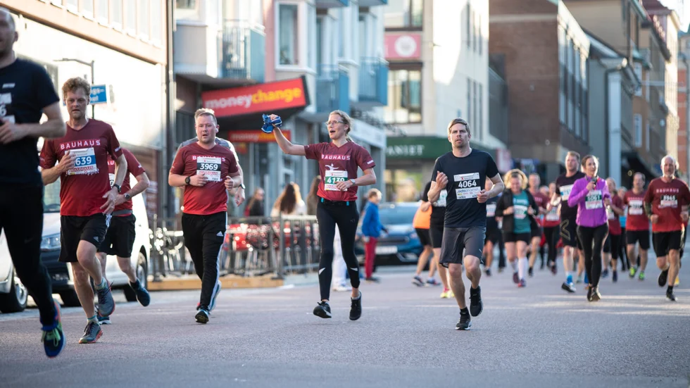 Här på Storgatan har du som springer Blodomloppet en ypperlig chans att trycka på.
