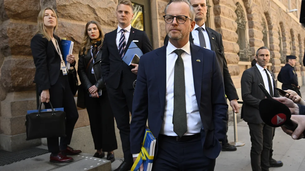 Finansminister Mikael Damberg (S) presenterade en "krisbudget" på 35 miljarder kronor för riksdagen.