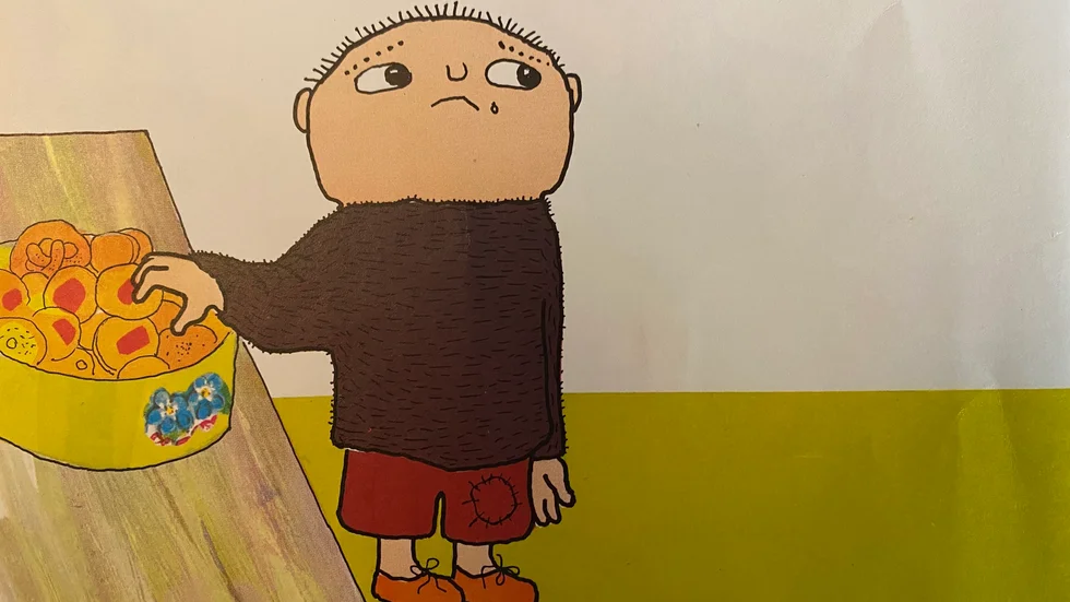 Kakorna tröstar när Alfons lämnas utanför av storkusinerna och farmor. Precis på samma sätt fungerar det för huvudpersonen i Karolina Ramqvists bok "Bröd och mjölk". (Illustration: Gunilla Bergström) 
