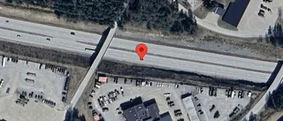 Stopp på E18 på grund av en singelolycka