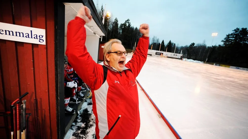 Tjust Bandys tränare Thomas Fransson.