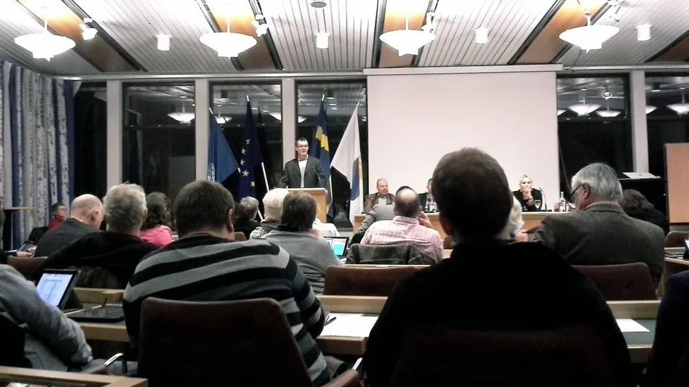 Årets budgetdebatt handlade bland annat om lån – och om bandyhallen.