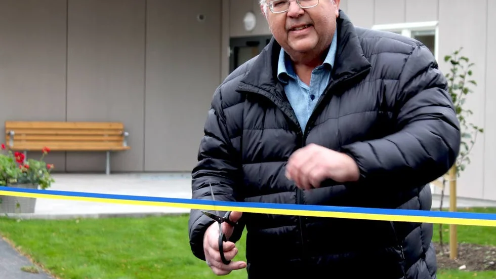 S klippte banden med V, nu vill gruppledare Ingvar Ståhl knyta ihop dem igen.