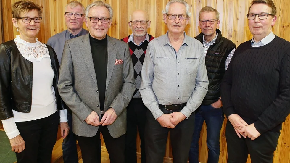 Från vänster, Inger Claesson, Janne Axelsson, Ingmar Eklund, Janne Svensson, Björn Nilsson, Jan Jonsson och Lennart Sjöstedt. Foto: Roelof Stroetinga