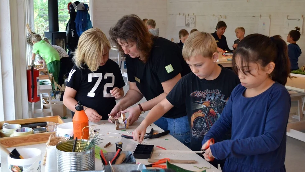 Andraklassare från Vimarskolan låter kreativiteten flöda.