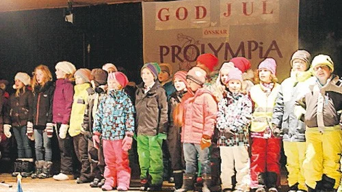 Två olika körer medverkade vid avslutningen på Strömsholmen.