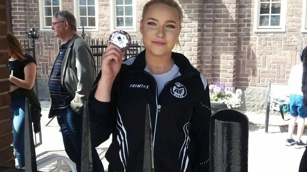 LAG-EM NÄSTA. Motala AIF:s Anna Karlsson får representera Sverige på lag-EM i midsommar efter bra kast i förtävlingen till Diamond league.