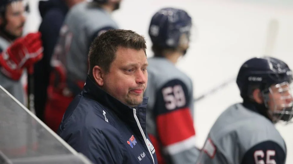 Mattias Karlin fick se sitt nya Västervikslag vinna på nytt. Den här gången nere i Skåne mot Pantern.