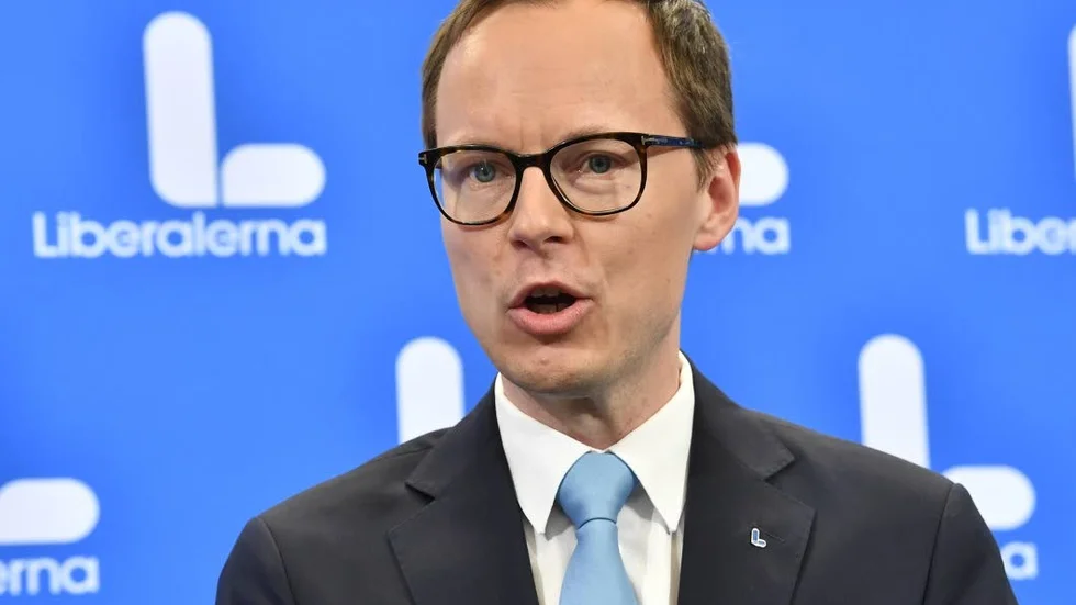 Oroad. I en ny rapport pekar Liberalernas Mats Persson på hur utsatta grupper på arbetsmarknaden fått det ännu svårare.