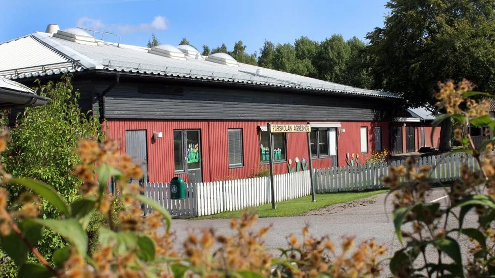 De gamla förskolelokalerna är utdömda, men vad som ska hända med förskolan Agneshög är oklart i dag.