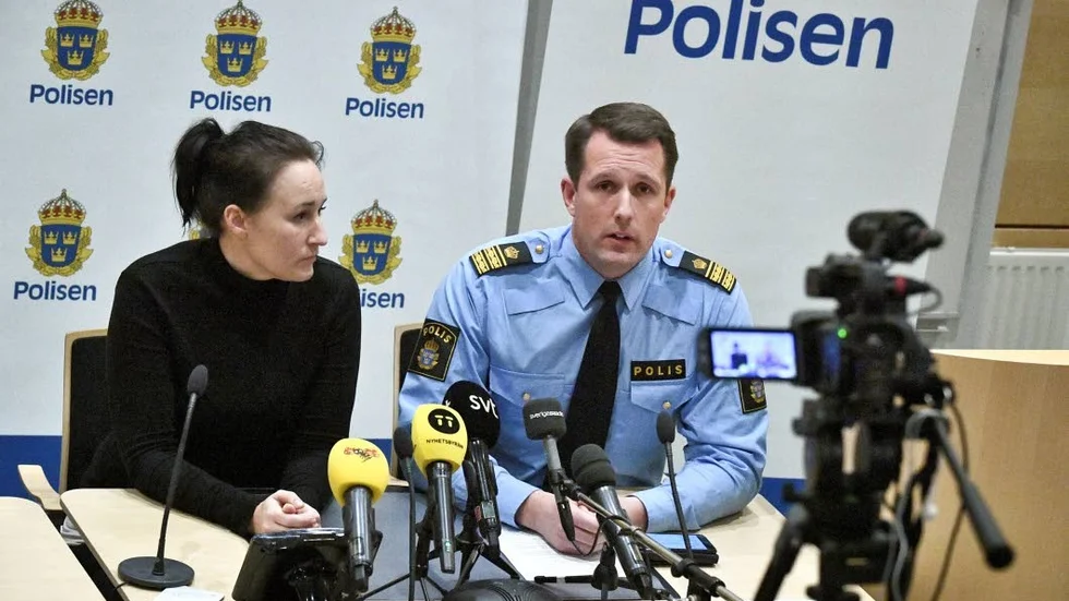 Människohandel. Lisa Green och Mattias Sigfridsson vid polisen region Syd håller presskonferens.
