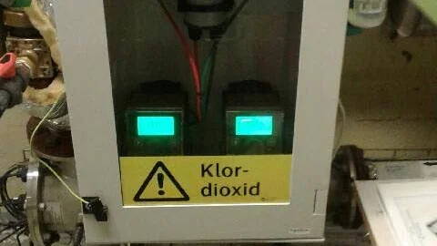 Förhoppningsvis kommer den nya klordioxidpumpen att hålla legionellabakterierna i schack.