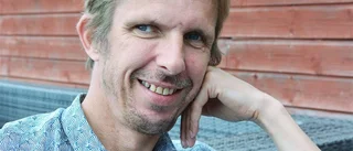Agge är en sådan som hoppar rätt tåg