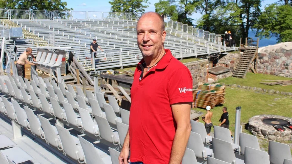 Visfestivalen. Morgan Johnson är lugn som en filbunke, än så länge.