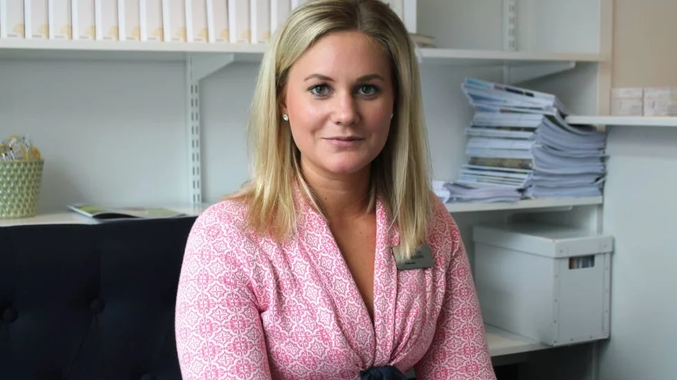 Emilia Hjort, mäklare på Svensk fastighetsförmedling i Motala.