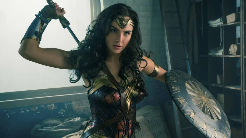 Wonder woman. Gal Gadot spelade superhjältinnan i två olika filmer 2017.