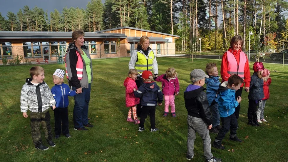 I mars kommer antalet barn i förskolan i Vimmerby stad att vara 531 men det  finns 469 platser. Behovet av lokaler är stort, här är en bild från invigningen av Lunden.