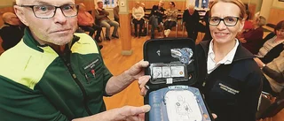 Nu är hjärtstartaren på plats