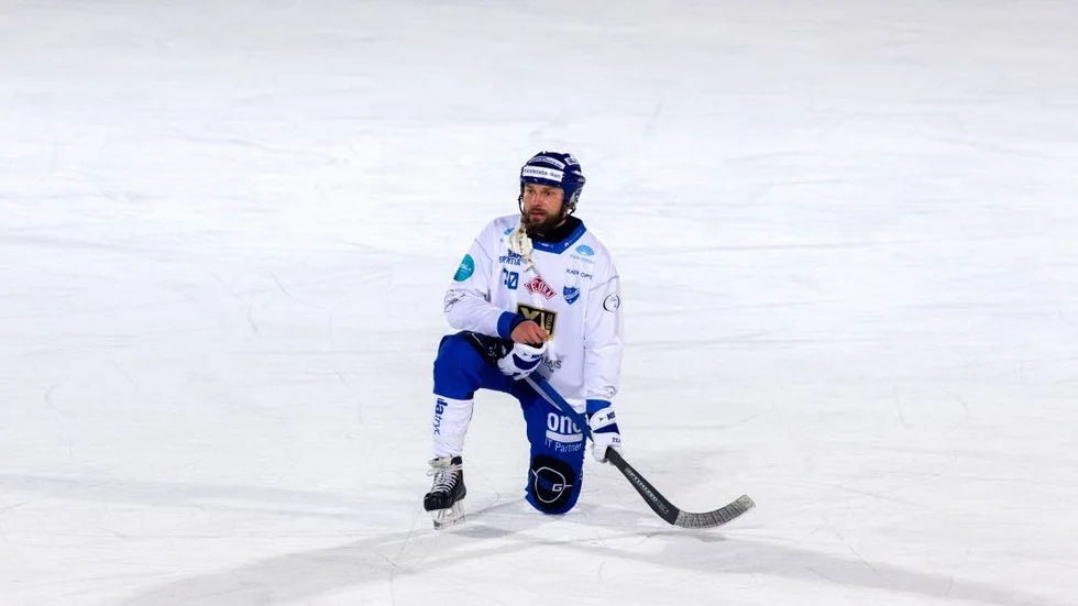 Vitaliy Klyushanov, IFK Motala,deppade  efter 3-3 mot Falun.
