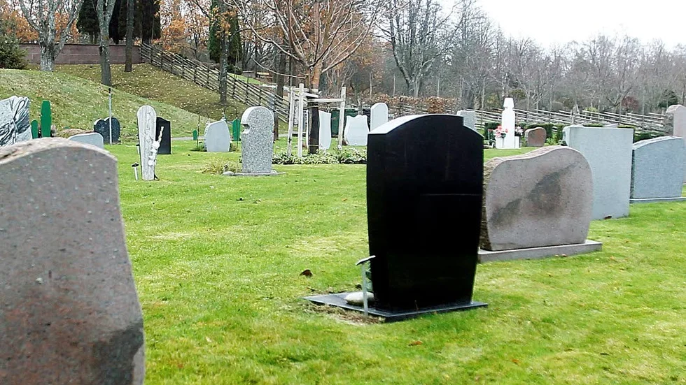 På en muslimsk kyrkogård begravs de döda med ansiktet vänt mot Mecka.
