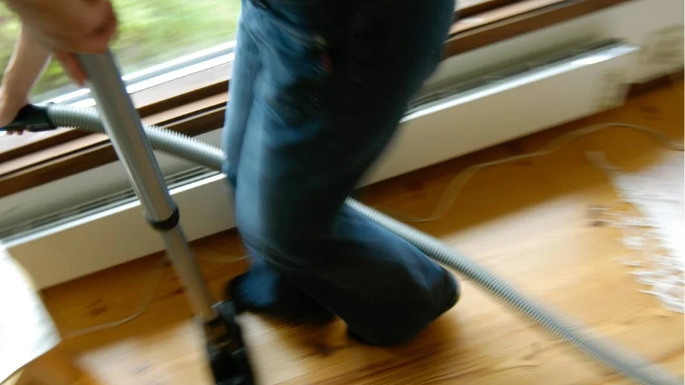 Företaget sickade fakturor till kommunen trots att man aldrig städade hos kunden, enligt Motala kommun.